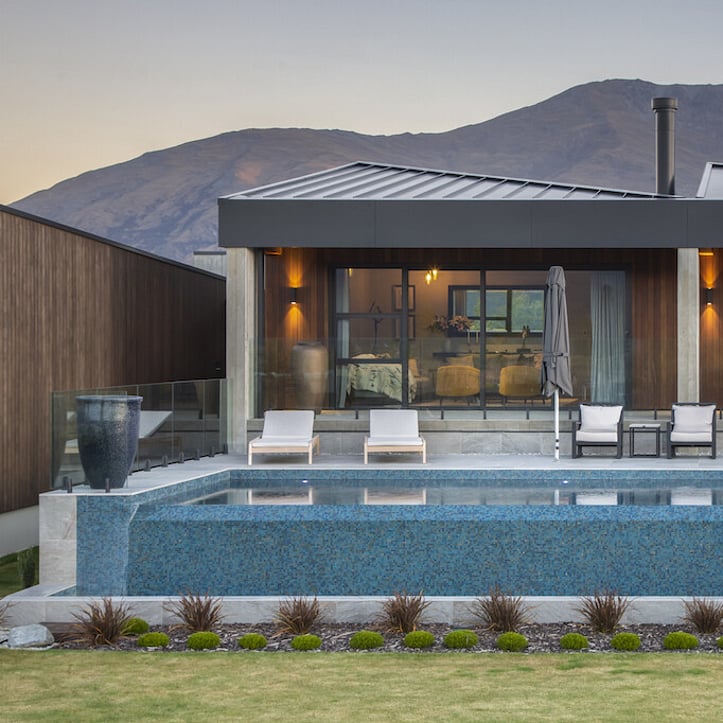 An outdoor entertainment area enhanced by home automation by Smarta Queenstown.