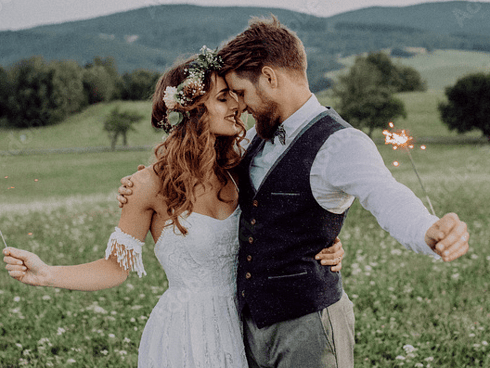 Small micro weddings in nature and among trees on Kapiti Coast, Wellington, Otaki, Levin, Paraparaumu, Te Horo for groups of 4 to 40 people