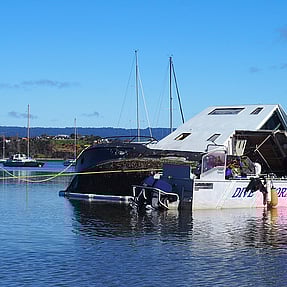 Recover vessel salvage