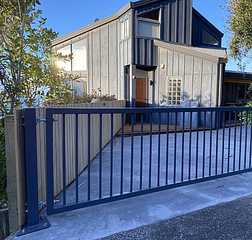 Custom gate and post set up