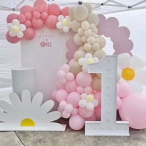 DAISIES  - Daisies make the perfect theme for a first birthday.