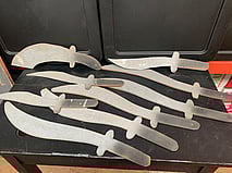 Cutlass - 9 wooden cutlasses3 different shapes and sizes