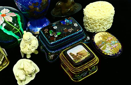 Objets d’Art at Rotorua Antiques and Collectables