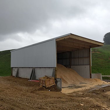 tractor shed, farming building, pole shed, waikato shed, farm shed nz, build waikato, sheds nz, utility shed