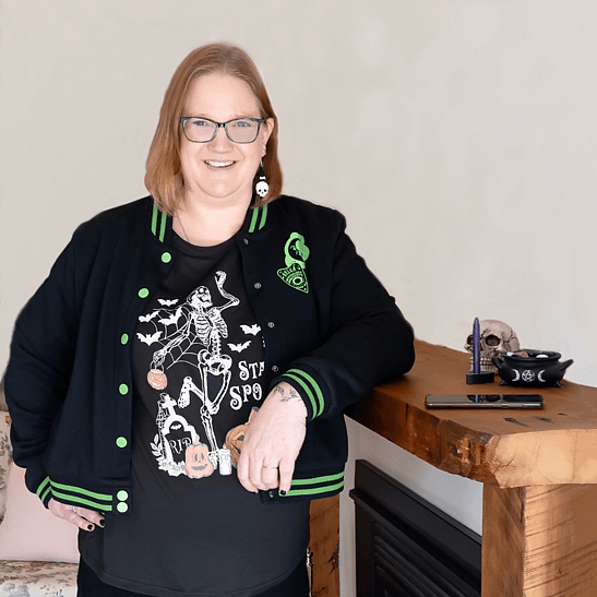 Louise Deed In Deed We Can