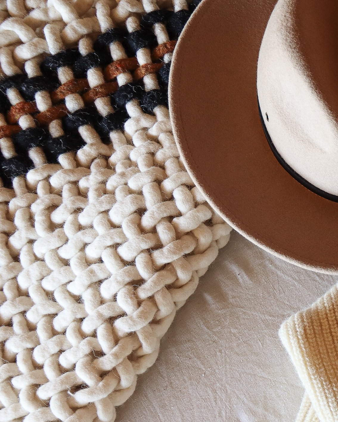 NZ Wool, Wollen Jersey, Hunter Hills, Farmstay, Organic Wool, Organic Meat, New Zealand Farm Experience, Hunter Hills, Working Farm, Timaru, Hunter Hills Organics, 100% Pure NZ Wool