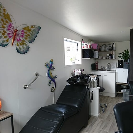 Friendly family hairdresser Glen Eden