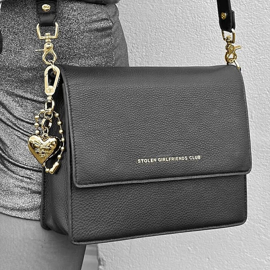 STOLEN GIRLFRIENDS CLUB