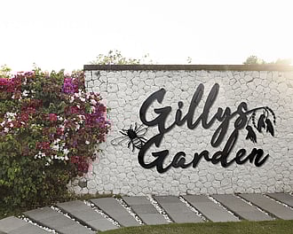 Gillys Garden Sign