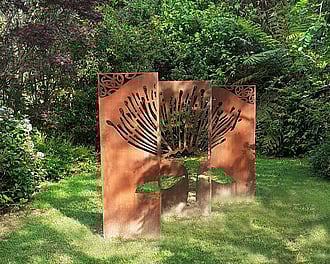 Pohutukawa 3 Panel Display