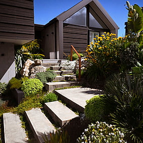 Quality landscape with bespoke construction and attention to detail.