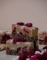 Peanut Butter & Raspberry Slice