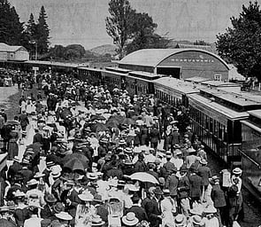 Photo courtesy of Alexander Turnbull library