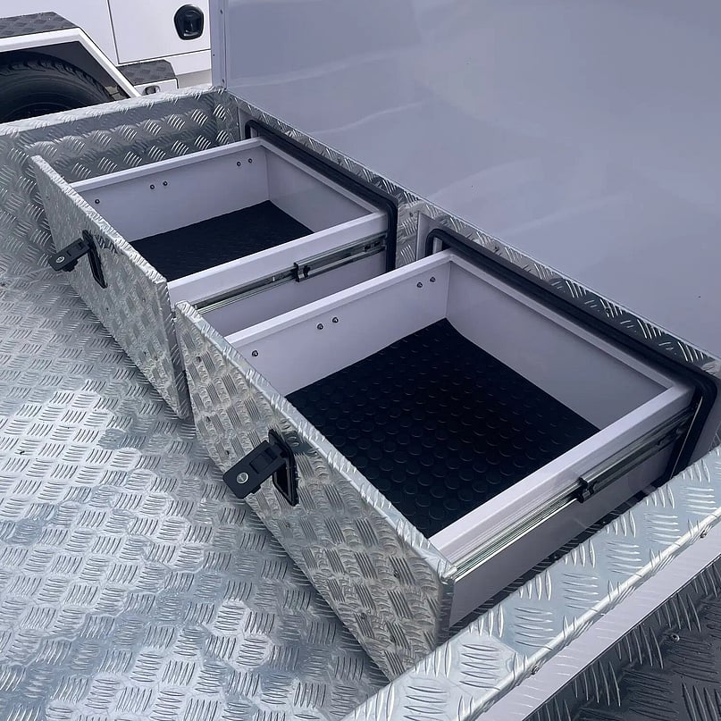 Designed to handle rough roads, heavy loads, and long days on New Zealand worksites with confidence.