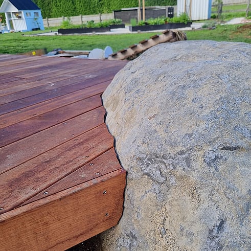 deck building around a rock
