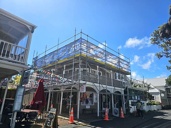 Kerikeri business getting a roof replacement by Flood Roofing