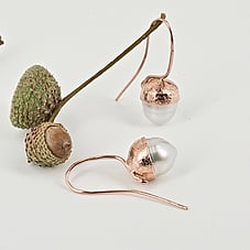 Acorn earrings, pearls and gold