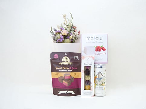 nz made chocolates, dried flowers and a blooming tea