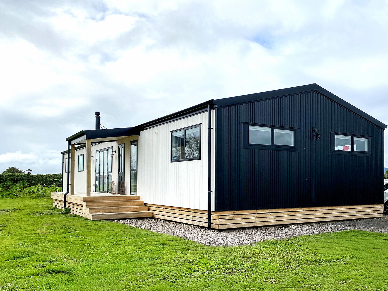 Aka Aka Country Home Entrance