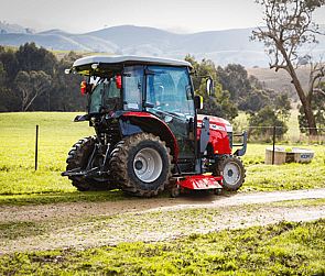 Massey Ferguson 8700 Tractor