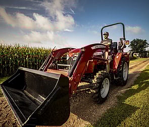 Massey Ferguson 8700 Tractor