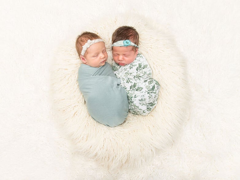 Newborn twins.  Baby photography.  Papamoa Photographer.  Newborn Photographer.  Tauranga Photographer.  Newborn photoshoot.  Baby photoshoot.