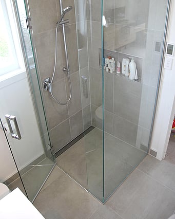 Ensuite renovation Three Kings - image 3