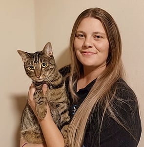 Alisdair vet at Global Veterinary Services 