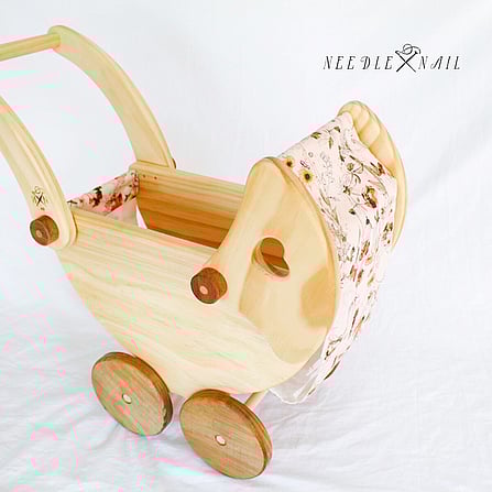 Needle and Nail, handmade wooden toy shop. Northland website designer, branding.