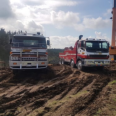 tow williams salvage tow trucks out on a job