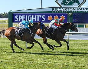 Inflamed scorches to Breeders&rsquo; Stakes triumph