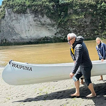 2 hours Canoeing the Whanganui River