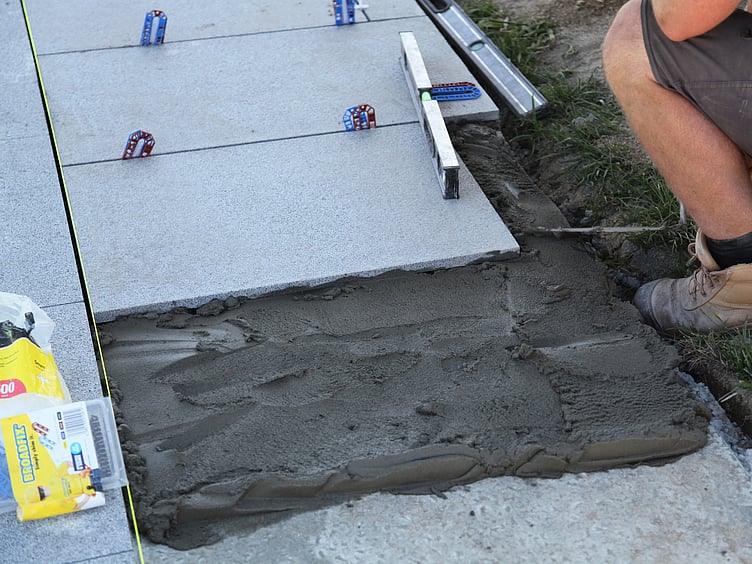 Paving pool surrounds