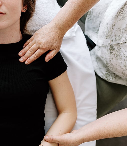Image of Heather from Vital Body Therapy treating a client with Remedial Therapy. Cambridge clinic location, Waikato. New Zealand.