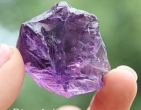 Fear-Based Crystal Advice vs Intuitive Use