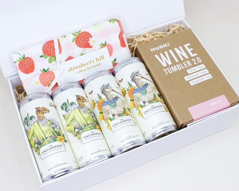 NZ WINE CANS, TUMBLER AND TEATOWEL