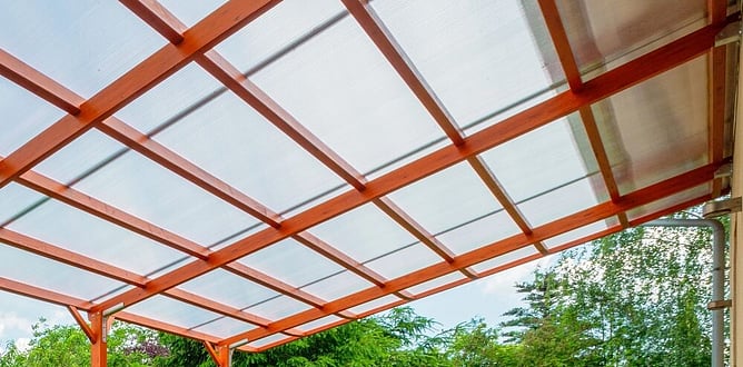 pergola roof over spa pool