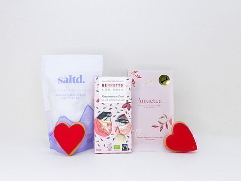 PREMIUM NZ TEA CHOCOLATES AND MAGNESIUM BATH SALTS