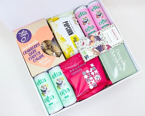 NZ CARD GAME, NON ALCOHOLIC COCKTAILS, AND POPCORN