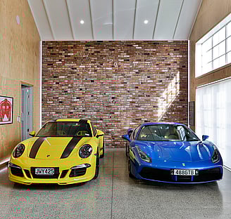 Goodwood Barn by Harrison Lane