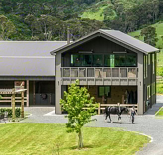 EQUESTRIAN LIFESTYLE PROPERTY - Clevedon