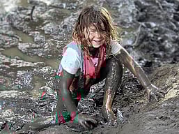 Natural Sensory Play | Kindergarten Cambridge