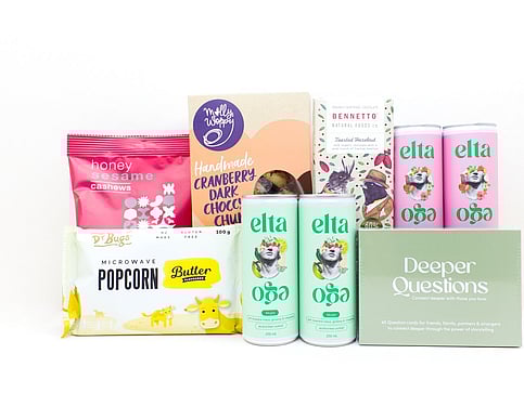 CARD GAME GIFT WITH NON ALCOHOLIC DRINKS