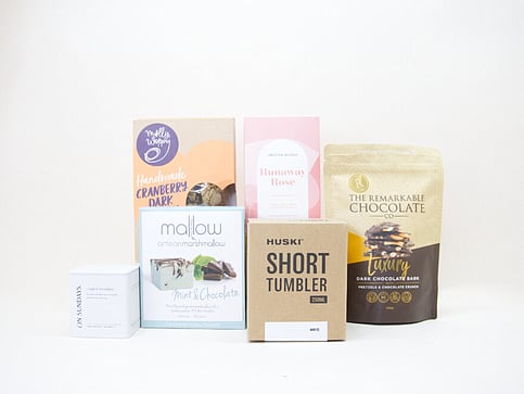 BEAUTIFUL NZ TEA SELECTION AND SWEET TREATS