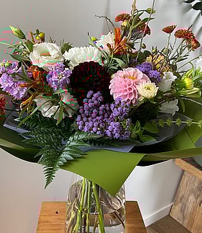 reviews for  Wild About Eve Raglan Florist