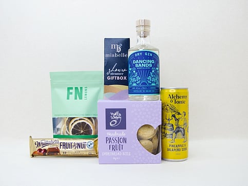 DANCING SAND GIN, FN LEMONS, MOLLY WOPPY, MIABELLE BELLE SHOWER STEAMERS, FRUIT & NUT CHOCOLATE