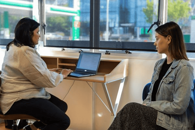 When to See a Podiatrist in Hamilton